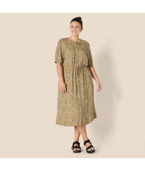 Amazon Essentials Women's Fit and Flare Half-Sleeve Waisted Midi A-Line Dress with Pockets