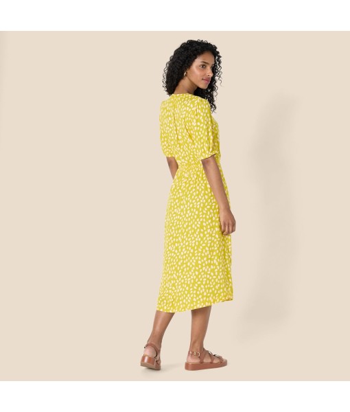Amazon Essentials Women's Fit and Flare Half-Sleeve Waisted Midi A-Line Dress with Pockets